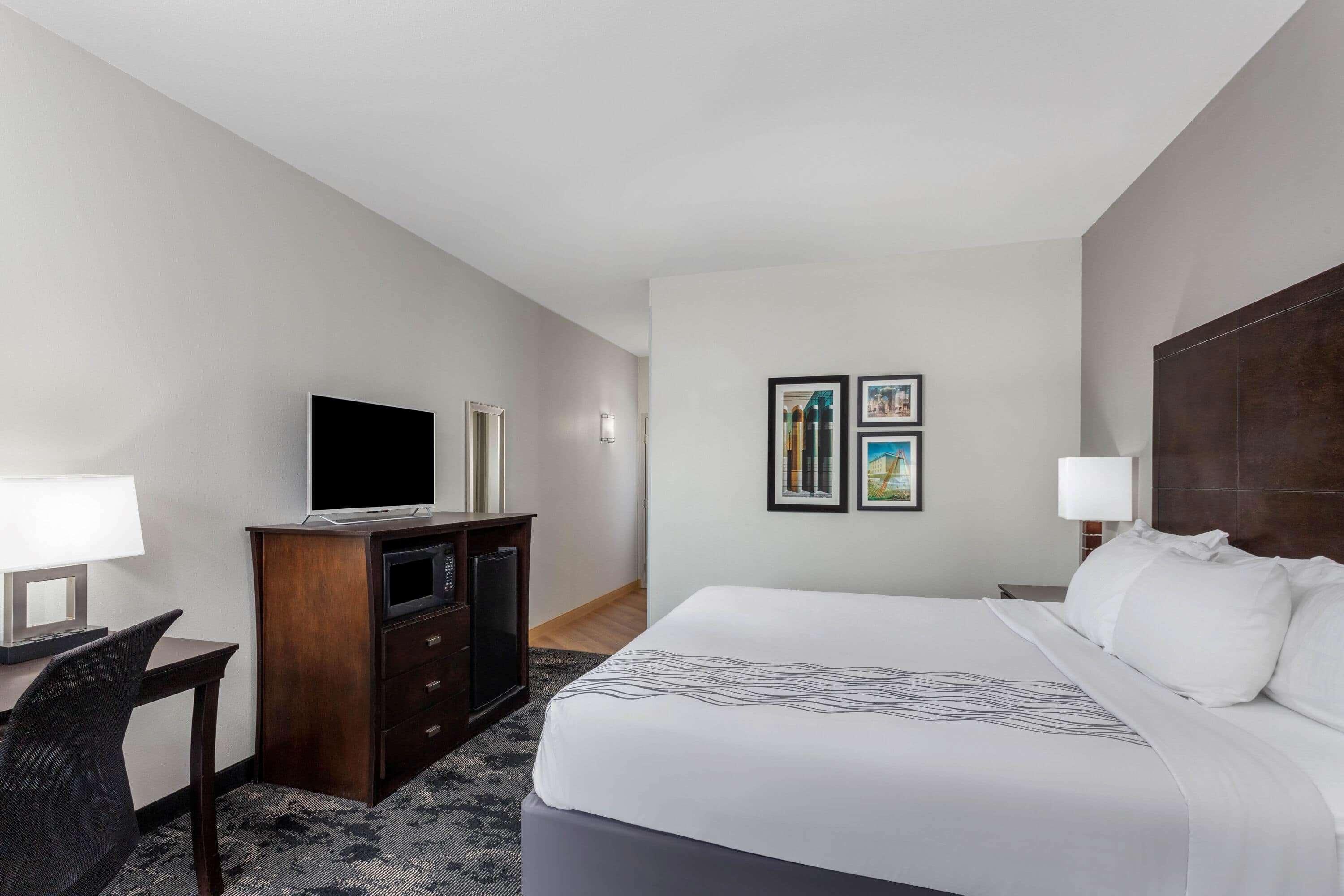 מלון La Quinta By Wyndham Columbus - Edinburgh מראה חיצוני תמונה