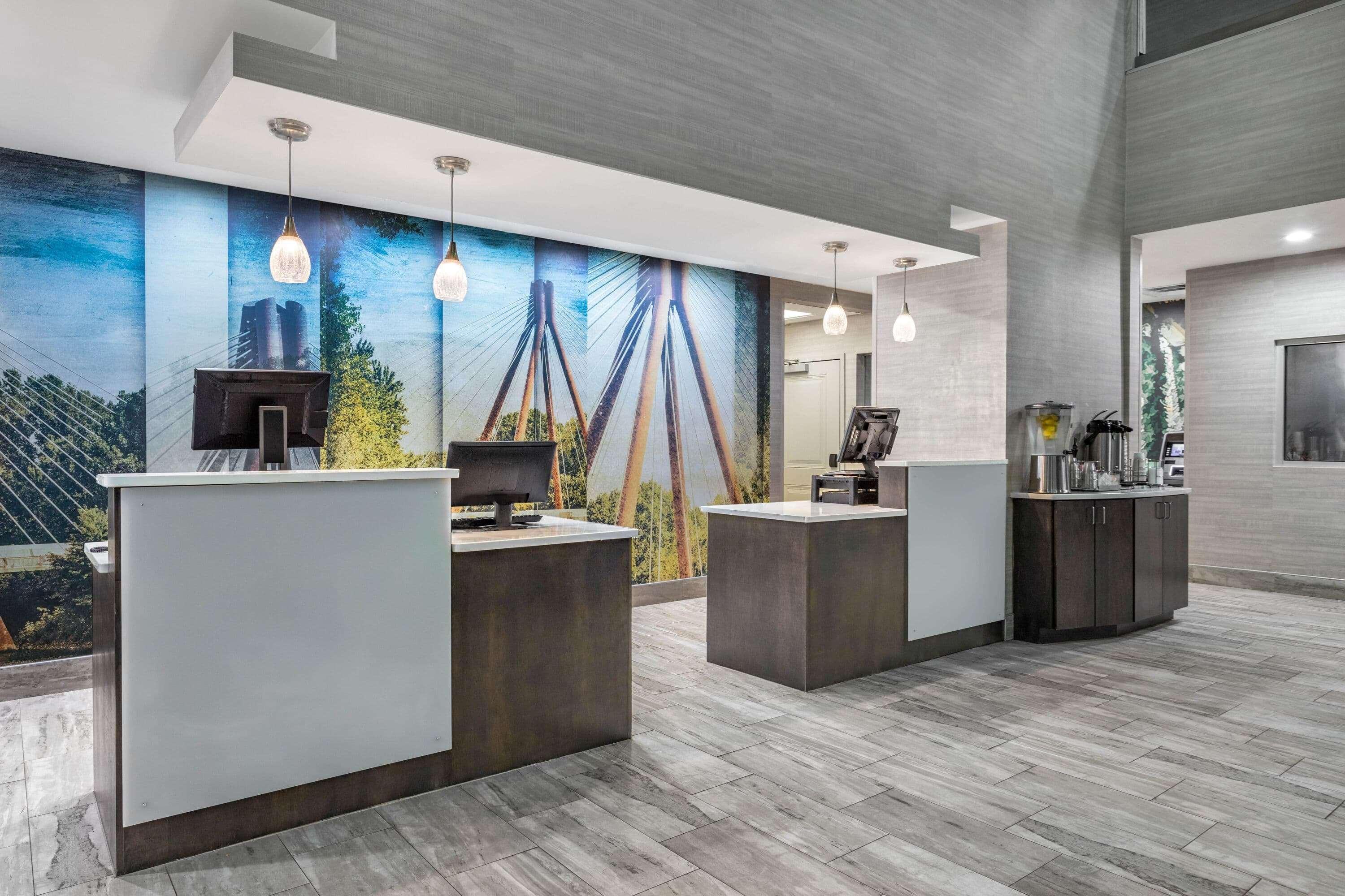 מלון La Quinta By Wyndham Columbus - Edinburgh מראה חיצוני תמונה